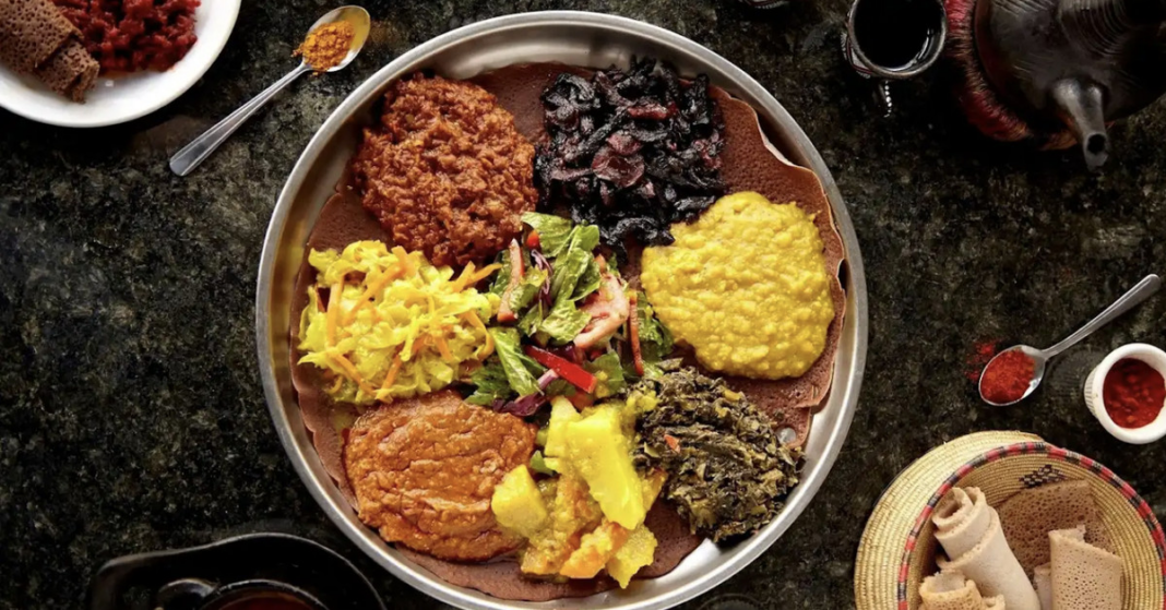 ethiopian-hit-demera-pops-up-with-plentiful-messob-platters-at-guild-row-in-avondale