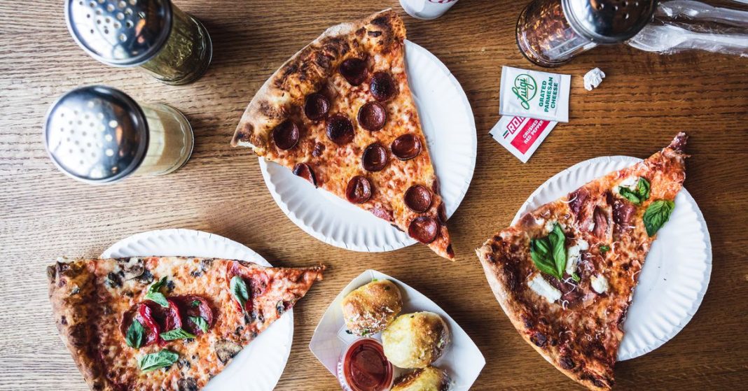 where-to-find-delicious-pizza-slices-in-chicago