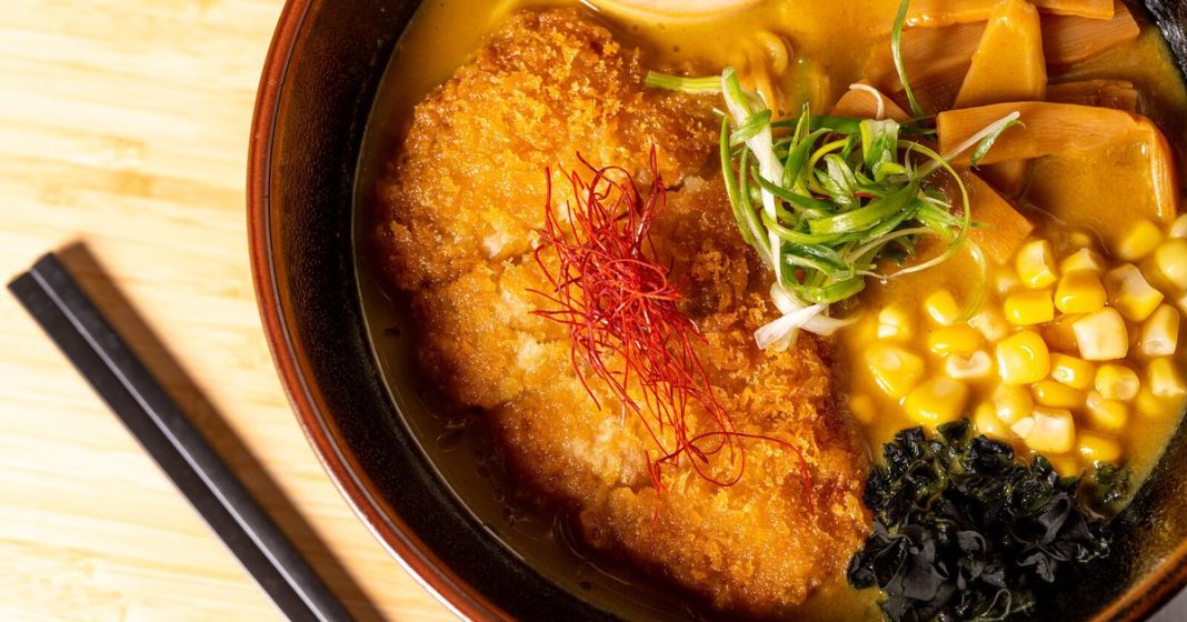 a-japanese-ramen-import-scores-big-in-downtown-chicago