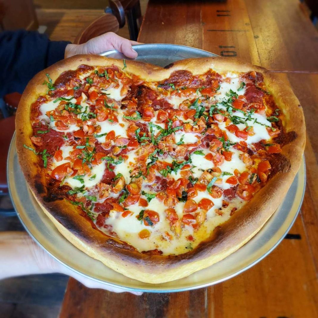 5-places-to-order-heart-shaped-pizzas-in-chicago-this-year